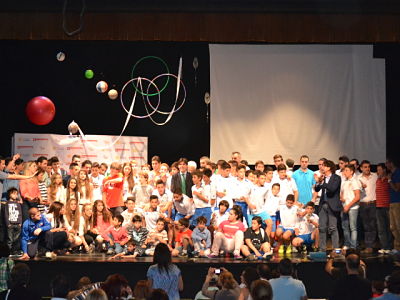 Foto de familia de premiados y homenajeados en la gala del deporte