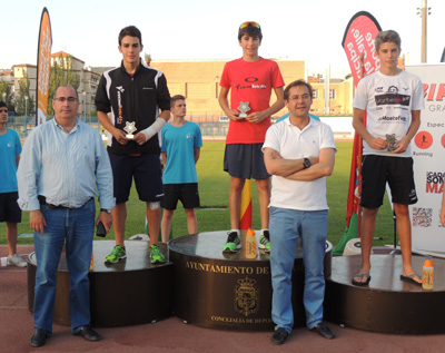 Granados durante la entrega de medallas 