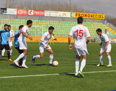 Partido de temporada entre Los Molinos y el Guadix 