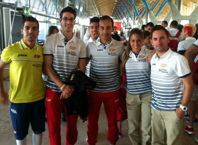 Alberto Amezcua junto a los miembros de la selección nacional (GRJ)