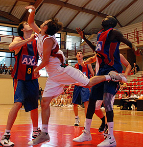 El CB Granada cerró el torneo con victoria (ARCHIVO)