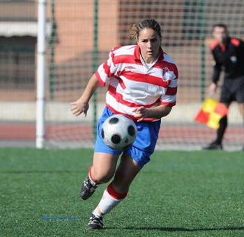 Marta Zapata durante su anterior etapa en el Granada femenino