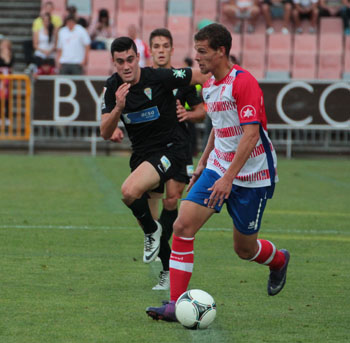 Luis Lozano espera su oportunidad para debutar (JOSÉ M. ROMERO)