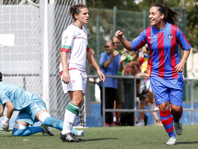 El Granada no ha podido contra el Levante (LEVANTEUD.COM)