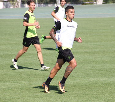 Campos ha llevado esta mañana el peto de titular (GRJ) 