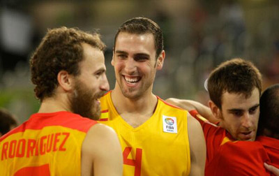 Pablo Aguilar celebra la medalla de bronce 