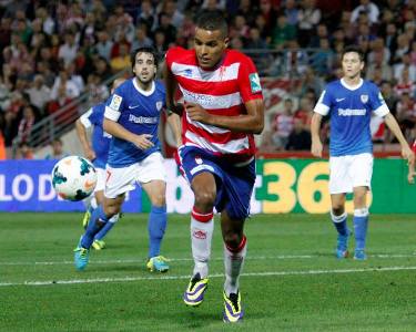 El Arabi anotó dos tantos en la última jornada. (GRANADACF.ES)
