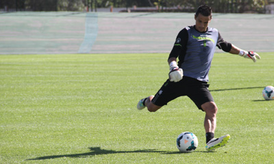 Roberto espera seguir ganando en Los Cármenes (GRJ)