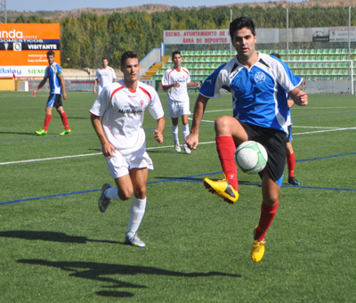  José Tomás controla ante Darío