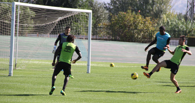 Las jugadas a balón parado han centrado en entrenamiento (GRJ)