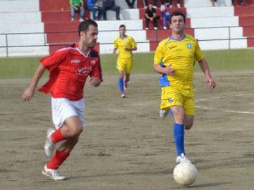 El Águilas dejó escapara los puntos en casa (ARCHIVO)