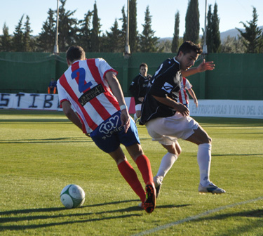 Reparto de puntos entre el Guadix y el Baza 