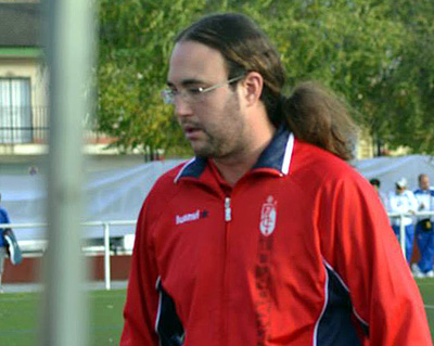 Raúl Ervilla, entrenador del Granada (LÁZARO)