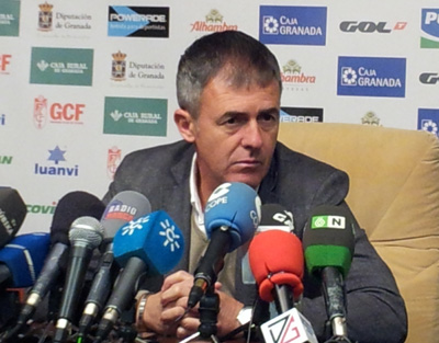 Lucas Alcaraz, durante la rueda de prensa previa al Barcelona (GRJ)