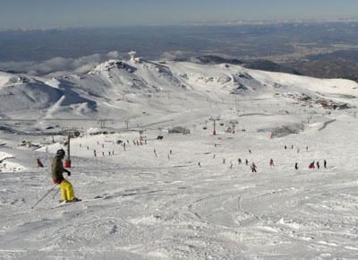 Sierra Nevada ha inaugurado la nueva temporada de esquí 