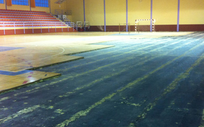 Sustitución del parquet estos días