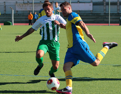 El Atarfe se impuso en el derbi provincial  (JOSÉ M. ROMERO)