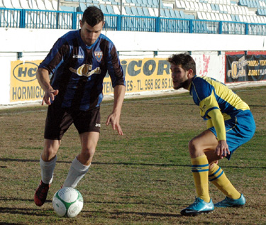 El Motril Atlético se dejó sorprender en el `Escribano Castilla`