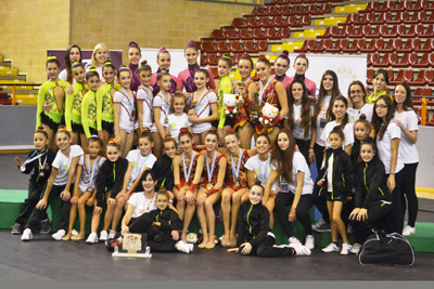 La `familia´ del Club Granada al completo 