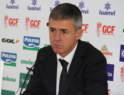 Lucas Alcaraz en la rueda de prensa posterior al encuentro 