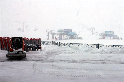 La estación de esquí recibió ayer copiosas nevadas (CETURSA)