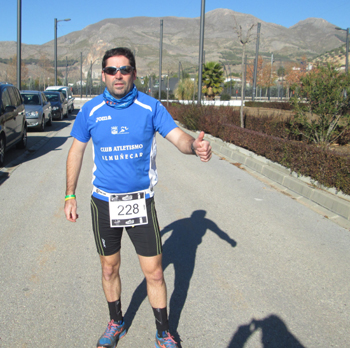 Tomás antes de tomar la salida 