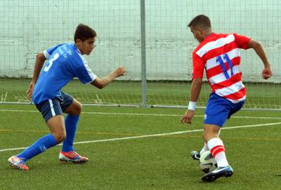 Granada C.F. y C.D. Santa Fe a seguir sus buenas rachas tras el derbi. (LÁZARO)