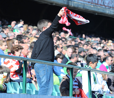 El Granada quiere llenar la grada de juventud 