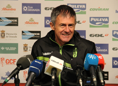Lucas Alcaraz en la rueda de prensa previa a medirse al Osasuna 