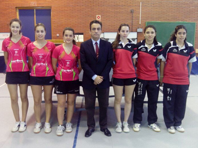 Las chicas se acercan a los playoff de ascenso 