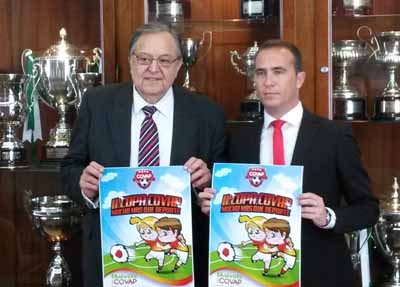 Eduardo Herrera junto a José Mª Mora tras el acuerdo (GRJ)