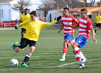 Un error puede costarle tres puntos al juvenil (LÁZARO)