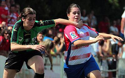 Lorena en una acción con el Granada CF (JOSÉ M. ROMERO) 