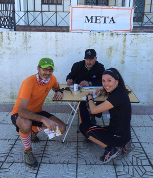 Dos de los participantes culminando la prueba 