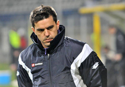 Contra espera debutar con una victoria 