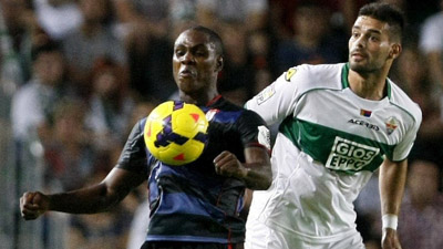 Botía presiona a Ighalo 