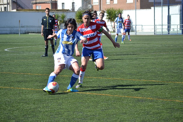 La capitana Rivi muy activa durante todo el partido (LÁZARO)