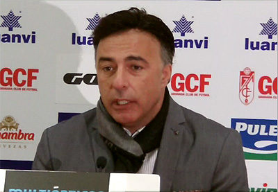 Quique Pina, presidente del Granada CF, durante la rueda de prensa (GRJ)