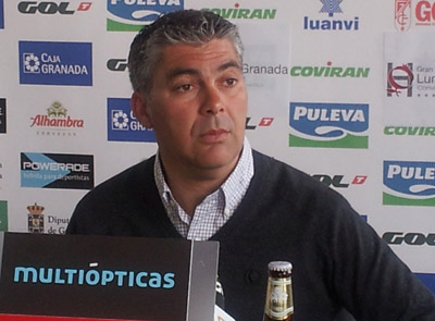 Aguado en la rueda de prensa previa al partido en La Roda (GRJ)