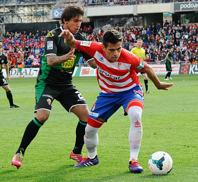 Recio, en un momento del partido frente al Elche (JM BALDOMERO)