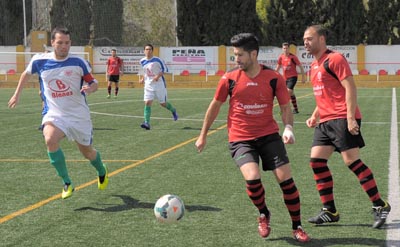 El Cúllar Vega intentó llevarse la victoria hasta el final (BALDOMERO)