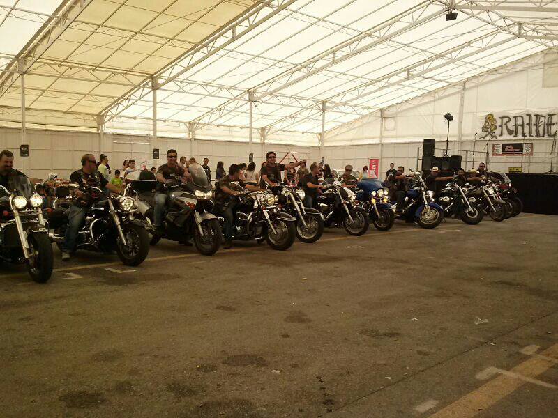 Los moteros granadinos escoltaran al equipo camino del estadio 