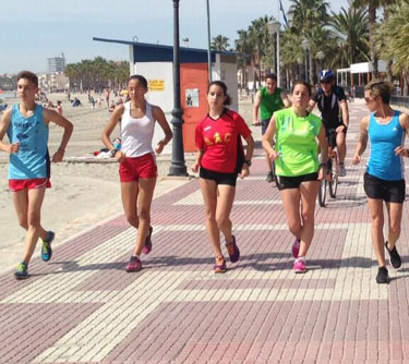 Daniel Oliva entrenando junto a María Vasco 