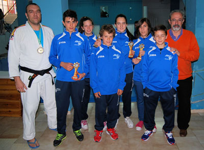 Campeones alboloteños de judo 