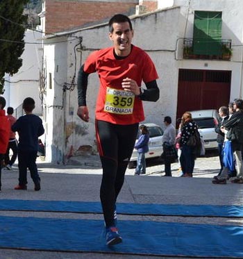 Padial en pleno esfuerzo por las calles de Algarrobo