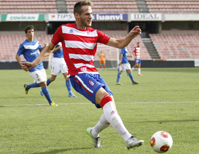 Titi en uno de los encuentros con el Granada B (GRANADA CF)