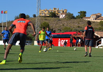 Un momento de la sesión táctica de esta tarde (GRANADA CF) 