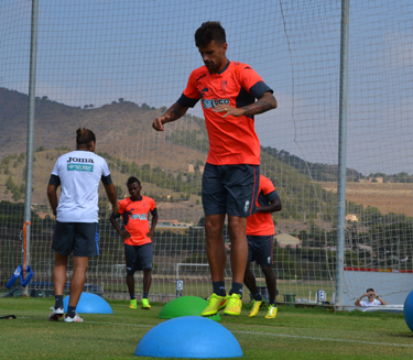 Javi Márzquez completa uno de los circuitos físicos (GRANADA CF)