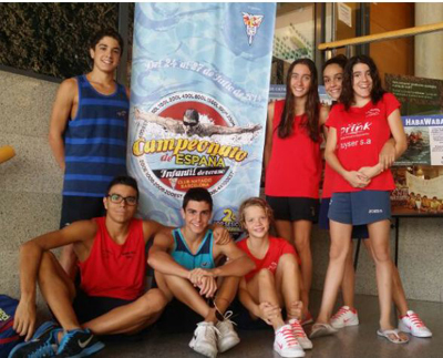 Equipo al completo del Club Natación Granada 
