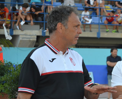 Caparrós ha sido expulsado por primera vez como entrenador del Granada